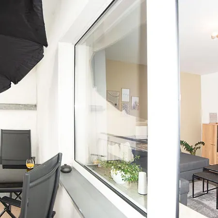 Erstay - Bis Zu 5 Personen I Balkon דירה